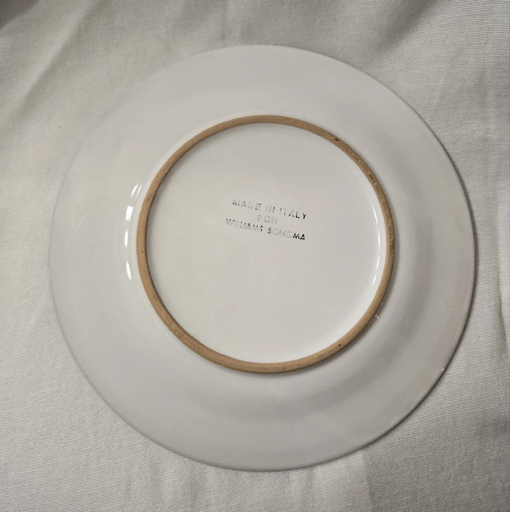 Williams Sonoma charming plate
